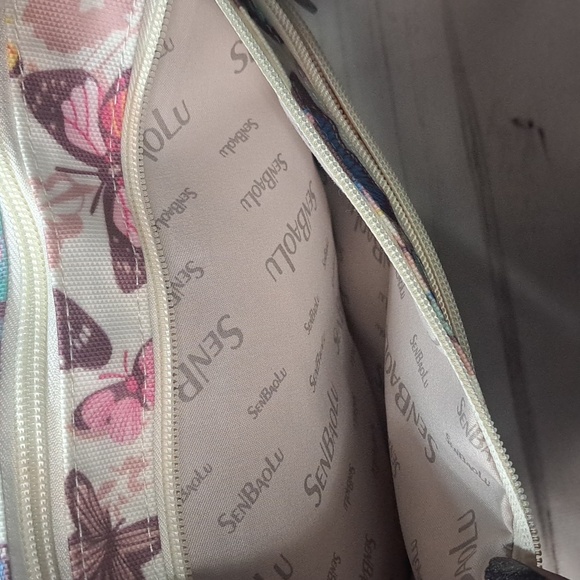 Multicolor Butterfly Purse Bag With Adjustable Strap - Picture 6 of 8